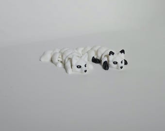 Medium Arctic Fox Desk Pet – 8" Articulated Flexi Creature | Poseable Collectible