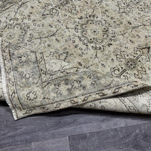 4x7 Beige Oushak Rug: Vintage Turkish Wool Rug (3.9x6.9 Ft)