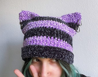 Pierced cat ears beanie