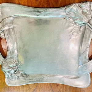 Antique 1800s Handcrafted French Art Nouveau Fine Pewter Serving/Display Tray Tulips Etain Zinn