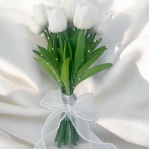 Perlenweiße Hochzeit Tulpenstrauß- Brautstrauß