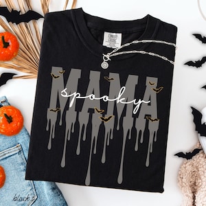 Chemise de maman effrayante Chemise d'Halloween pour maman Couleurs confort d'Halloween Chemise de maman pour maman Chemise d'Halloween cadeau Chemise de maman d'Halloween Tee-shirt de maman effrayant d'Halloween image 1