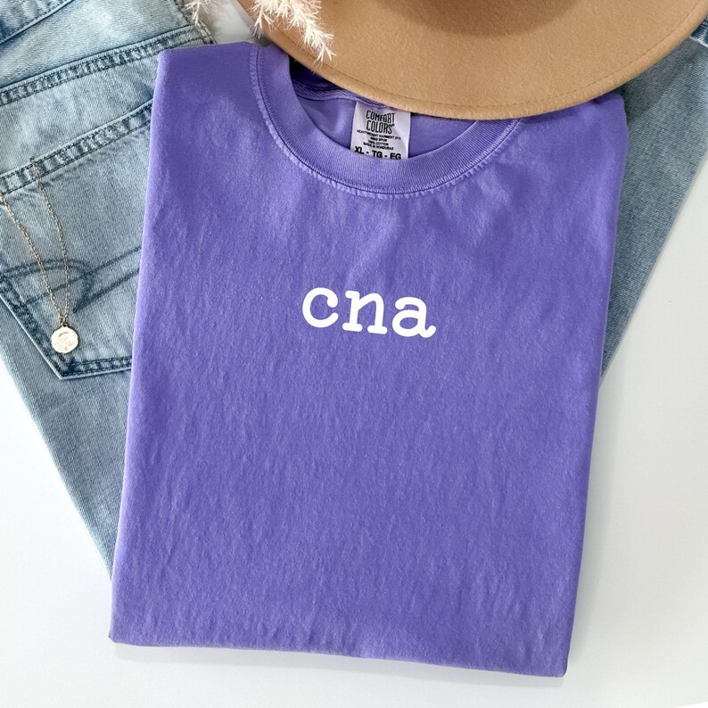 Comfort colors cna nurse shirt, Retro nurse shirt, Minimalistic nurse shirt, Vintage Nurse Shirt, Oversized Soft shirt, Cna T-shirt gift zdjęcie 7