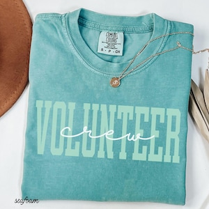 Volunteer shirt Volunteer Gift Social Worker Tee Volunteer Crew School Volunteer Healthcare Appreciation Volunteering Activist Gift Tees