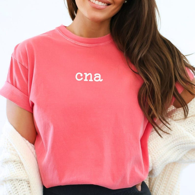 Comfort colors cna nurse shirt, Retro nurse shirt, Minimalistic nurse shirt, Vintage Nurse Shirt, Oversized Soft shirt, Cna T-shirt gift zdjęcie 9