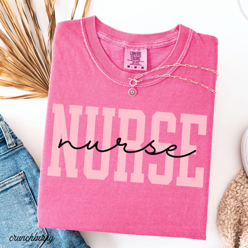 Chemise d'infirmière diplômée Chemise d'infirmière T-shirt d'infirmière Chemise d'infirmière autorisée Chemise d'école d'infirmières Cadeau d'infirmière Couleurs de confort T-shirt d'infirmière T-shirt d'infirmière cadeau image 3