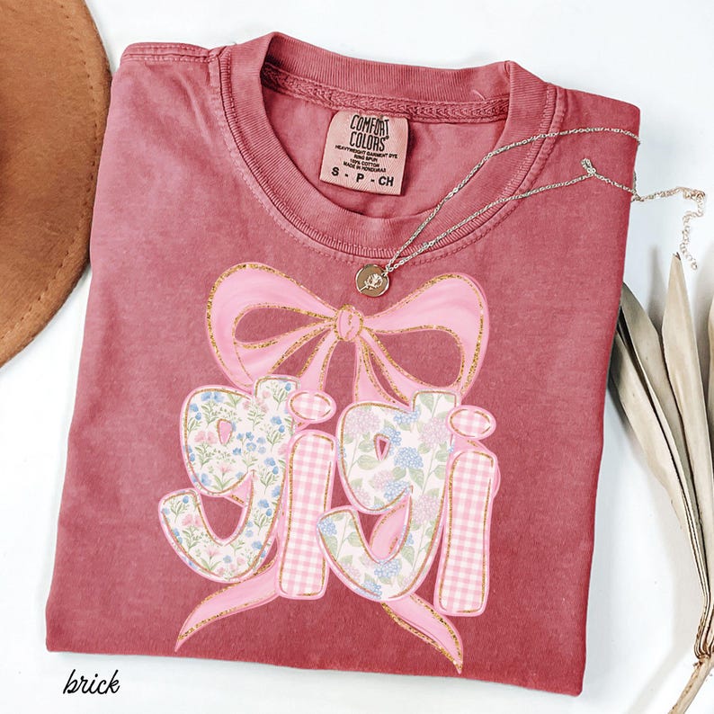 Gigi Shirt Gift For Gigi Tshirt Mother's Day Gift For Grandma Gifts Coquette Bow Gigi Shirt Comfort colors Baby Announcement Tee Grandmother Bild 6