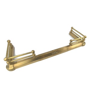 Vintage Brass Fireplace Fender, Antique Fire Guard, Large Decor, Extendable Old Fireplace Decor, Elegant Hearth Accessory