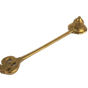 Éteignoir à bougies vintage en laiton, décoration d&#39;intérieur classique, accessoire de bougie élégant, cadeau unique pour les amateurs de bougies et les collectionneurs