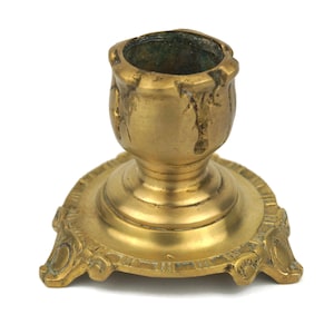 Antique Candle Holder, Vintage Brass Candlestick, Ornate Standing Candle Holder, Single Candle Light, Living Room Decor, Classic Home Accent