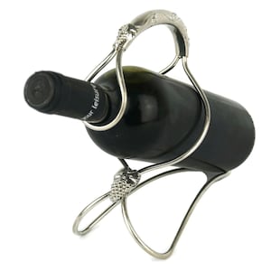 Vintage Metal Bottle Holder, Silver Tone Wine Bottle Rack, Antique Bottle Stand, Elegant Home Decor for Wine Lovers, Unique Gift Idea