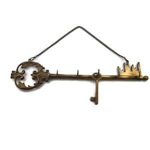 Vintage Key Holder, Vintage Brass Key Hooks, Vintage Brass Skeleton Key Wall Hanging Key Holder
