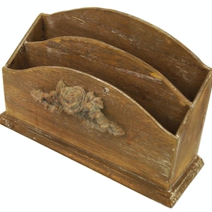 Portacartas de madera vintage, soporte para sobres, estante de madera con forma de rosa, decoración de escritorio de oficina, organizador de correo rústico, elegante almacenamiento de escritorio
