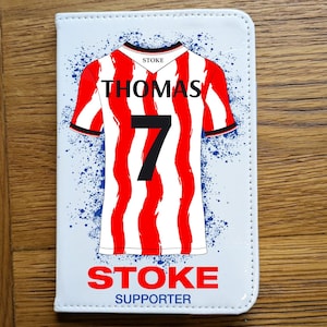 Personalised Stoke City Style Passport Holder + Luggage Tag, Personalise Name & Number, 25/26 Shirt, FC Gift, Travel Set, FC Passport Cover Passport Holder