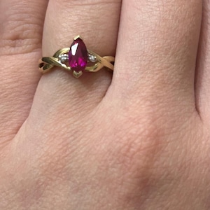 10k Real Gold Marquis Row Ruby Ring, Color Statement Ring, Ladies Gold Cocktail Ring, Princess Ruby Ring, Pinky Ring, Gift for Mom and Kids