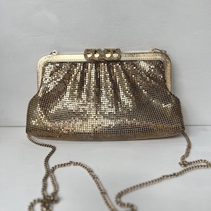 Vintage Gold Mesh Elegant Evening Bag With Rhinestone Clasp & Chain Strap Prom Wedding Party