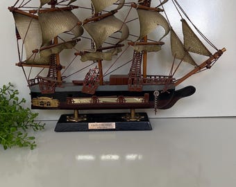 Vintage Constitution and 1814 Model Ship Replica 12’Tall Wooden Sails Sailing Boat British Clipper