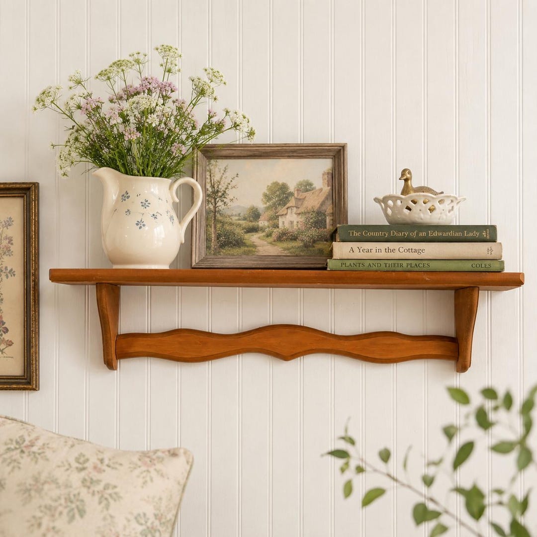 Vintage Wood Scalloped Wall Shelf with Plate Grooves