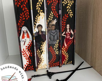 Set de libros FBAA n.° 1-4 con canto pintado a mano. Regalo exclusivo para amantes de la fantasía. De la serie Sangre y Ceniza.