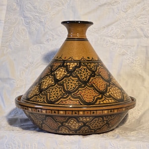RARE Vintage Tunisian Tagine by Le Souk Ceramique, North African Clay Baking Dish