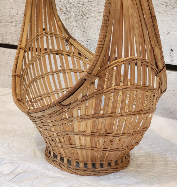 ヴィンテージの竹編みバスケット：手作りの長方形のボート型 - Etsy 日本
