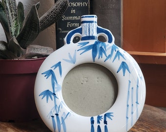 Vintage keramische fotolijst blauw wit bamboe urn kruik cadeau