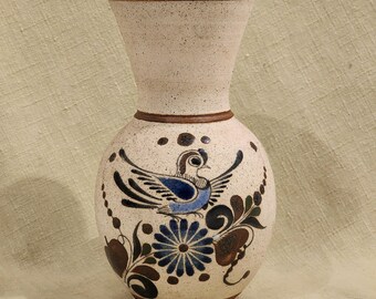 ヴィンテージ メキシコ トナラ陶器 花瓶：手描きの青い鳥、花、蝶