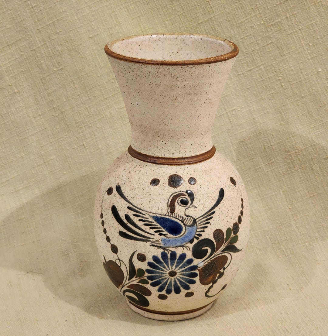 ヴィンテージ メキシコ トナラ陶器 花瓶：手描きの青い鳥、花、蝶