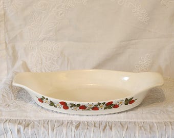 Vintage 1970s Strawberries 'N Cream Cobbler Dish by Sheffield: Stoneware - Made in Japan