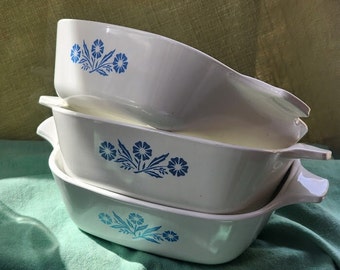 Vintage 1961-1966 Corning Ware Blue Cornflower P-41 Petite Pan, 1.75 Cup, Casserole Dish - Bakeware