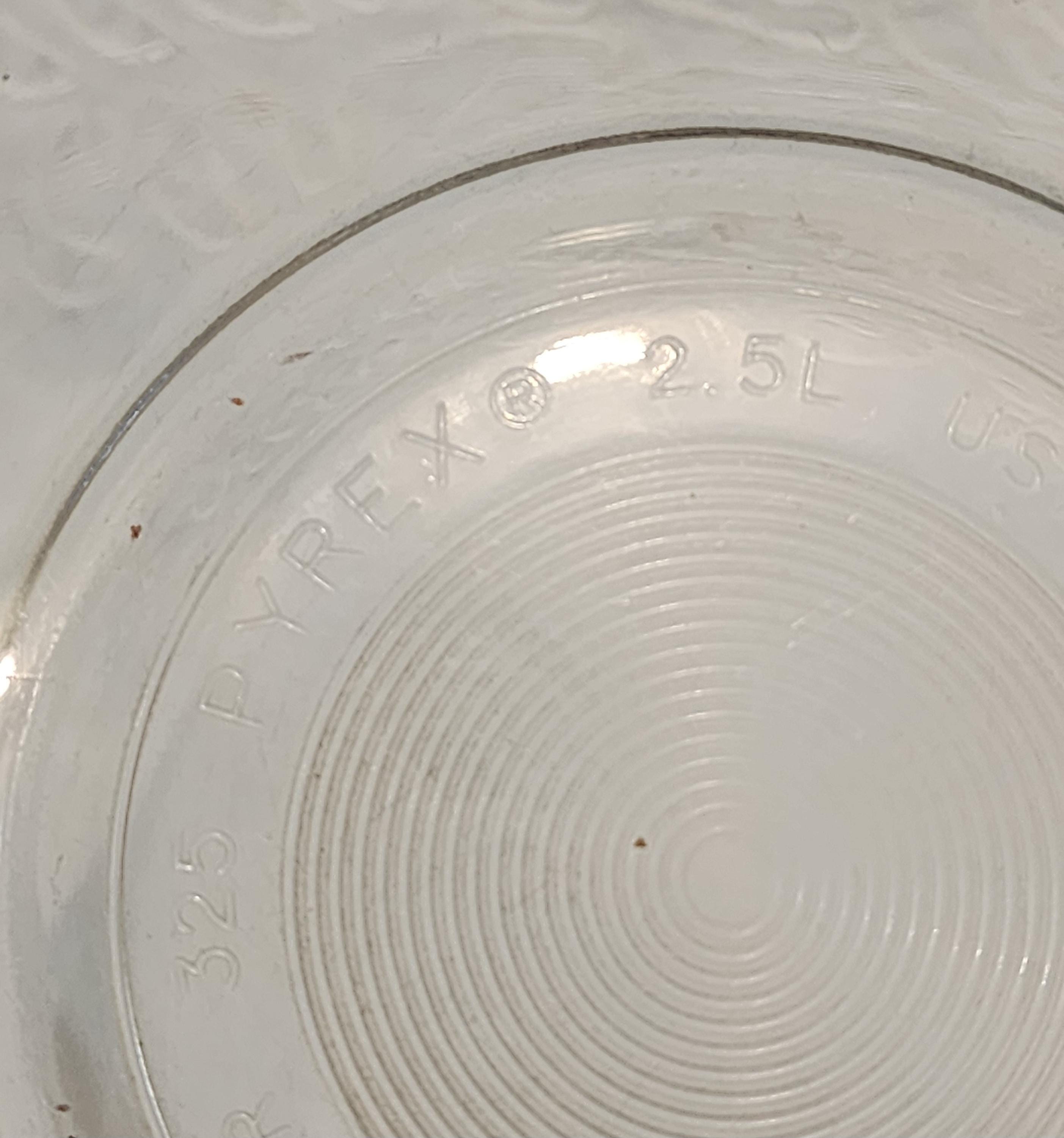 Vintage Pyrex Blue Ribbon Nesting Bowls: Model 322 - 1L & Model 325 - 2 ...