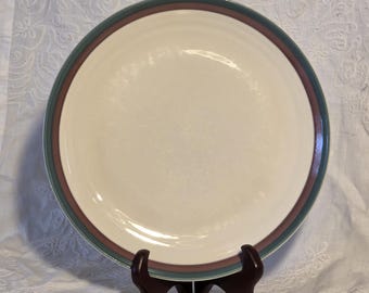 Vintage 1990s Pfaltzgraff Juniper Stoneware 10 Inch Dinner Plate: Green and Purple