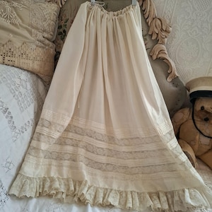 Antique Edwardian Beige Silk Petticoat Skirt, Antique Half Slip Underskirt with Pin Tucks & Lace, Drawstring Waist