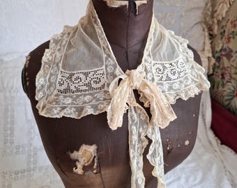 Antique 1920s 1930s Tulle Lace Collar, Antique Lace Collar with Filet Lace