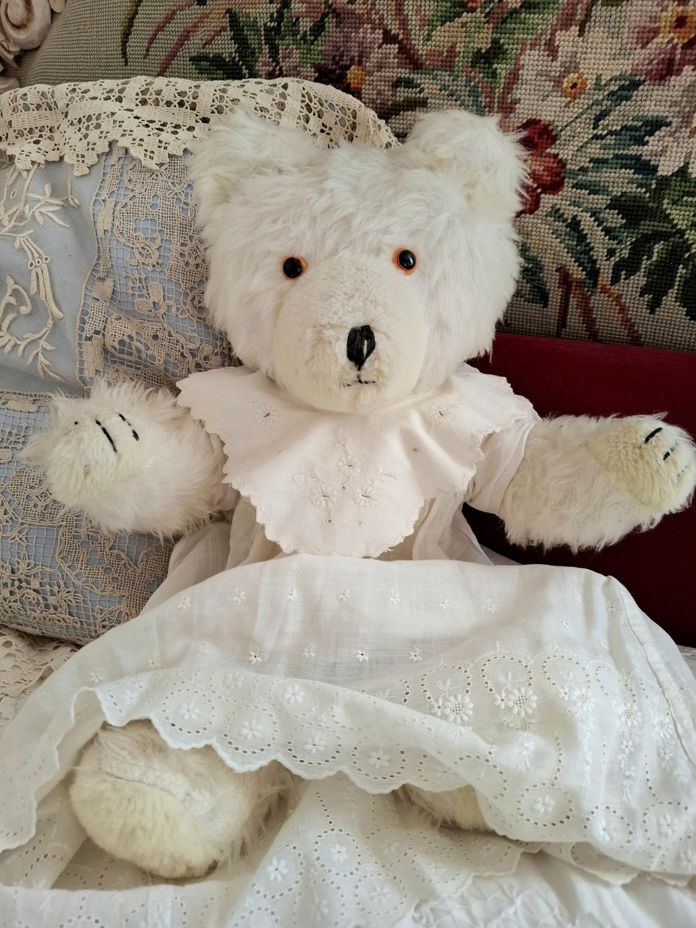 Wendy Boston Bear - Etsy