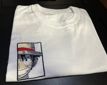 T-shirt ricamata Lufy Unisex / Anime / Manga / One Piece / Rufy / Mugiwara
