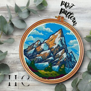 Round Cross Stitch Pattern of Snowy Peaks and Blue Sky with Clouds – Perfect Nature Motif for Wall Decoration