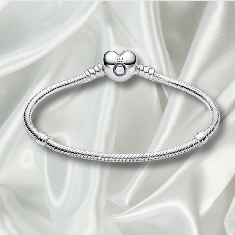 Pulsera minimalista de plata de ley S925, pulsera de cadena de serpiente con cierre de corazón, pulsera Pandora, pulsera de dijes, regalo para ella imagen 2