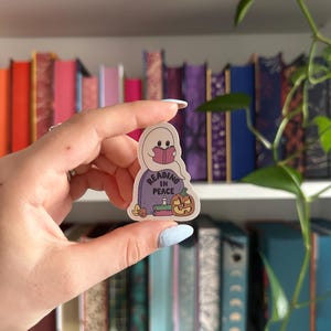 Stickers Reading in peace