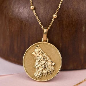 14K Gold Howling Wolf Necklace For Women, Personalized Wolf Pendant, Dainty Wolf Disc Charm, Gold Coin Necklace, Wolf Medallion Gift