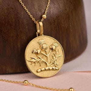 14K Solid Gold Thistle Necklace, Scottish Thistle Medallion, Personalized Thistle Charm, Scottish Symbol Coin, Symbolic Scottish Pendant