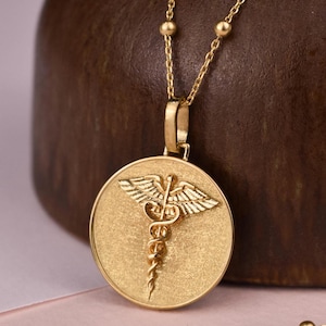 Collana con ID di allerta medica in oro 14K, ciondolo di emergenza per anziani, collana per diabetici, ciondolo con informazioni mediche, regalo con delicata collana con simbolo del caduceo