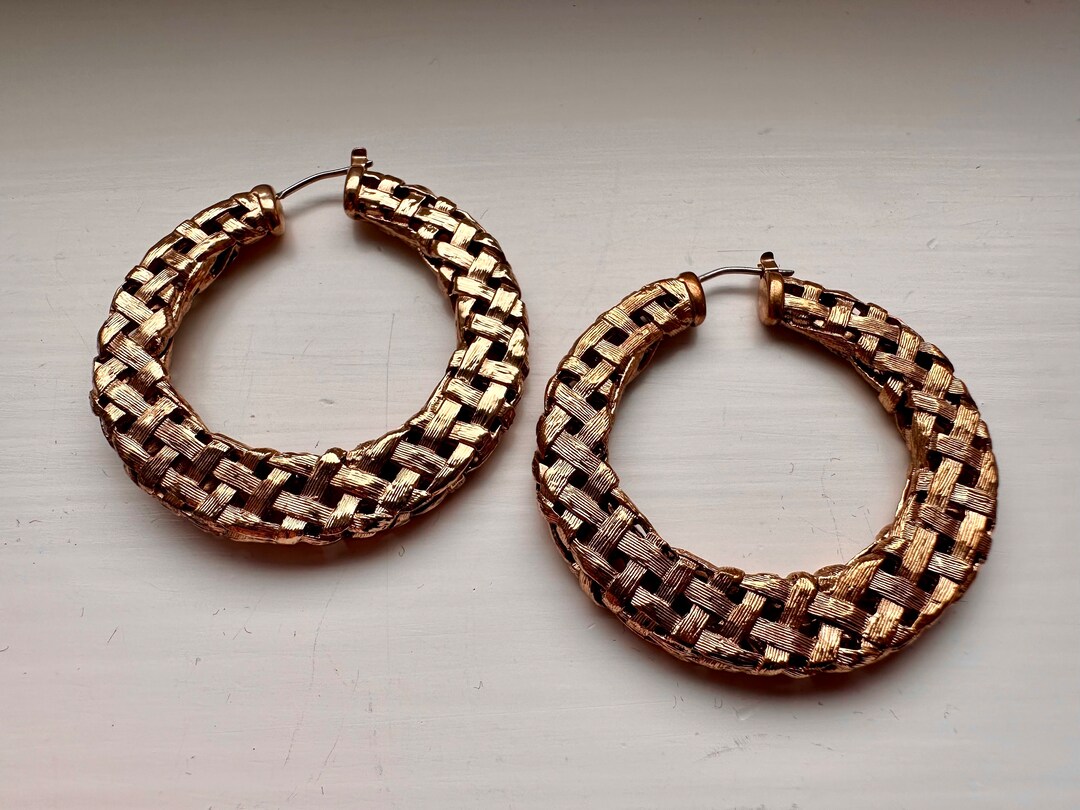 Retro Basket Earrings main image 0