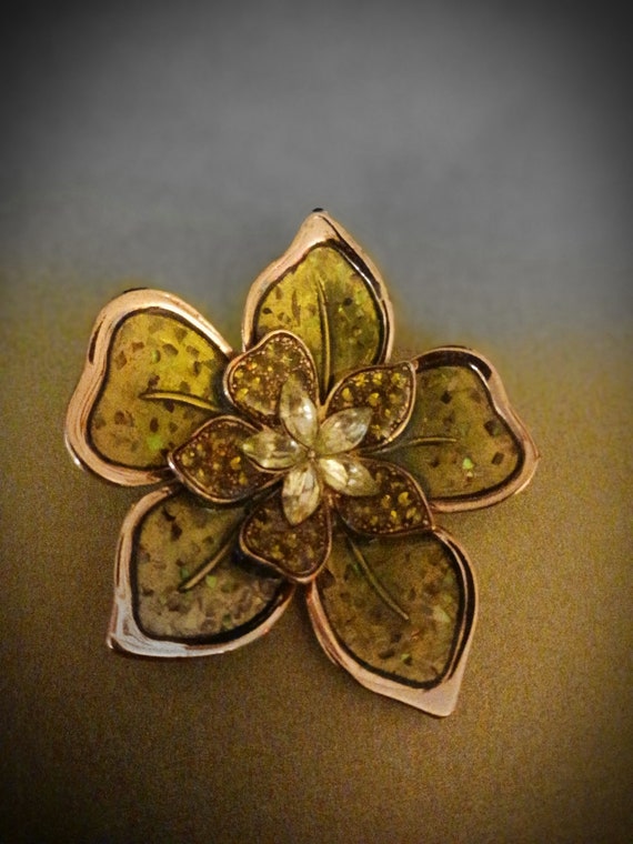 Monet Retro Gold and Green Enamel Flower Brooch w… - image 2