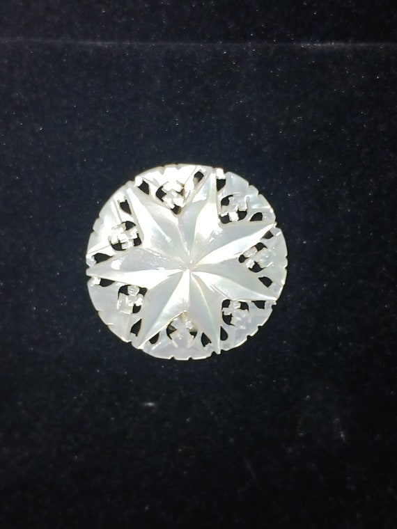Beautiful Hand Carved Mother of Pearl Star Brooch 