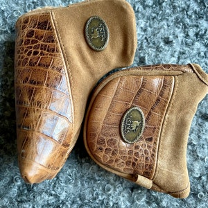 Handmade Leather Putter Cover: Croc Embossed, Shearling Lined