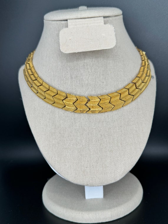Vintage Napier Gold Tone Articulated Necklace