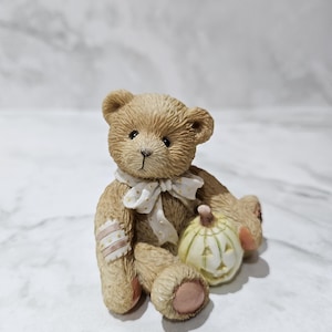 Oscar Cherished Teddies | 1995 | October | Priscilla Hillman | Enesco