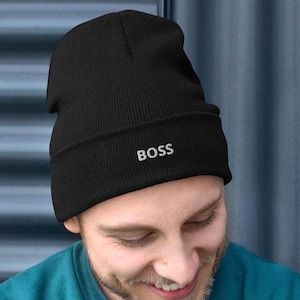 &quot;BOSS&quot; Mütze mit Stickerei: Wintermütze aus Baumwollmischung, Hochzeitsgeschenke, Weihnachtsgeschenkidee, süße, personalisierte Mützen