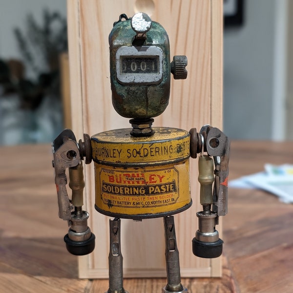 Handcrafted Vintage Robot - Unique Collectible and Home Decor Piece, Retro Style, Perfect Gift for Tech & Toy Enthusiasts